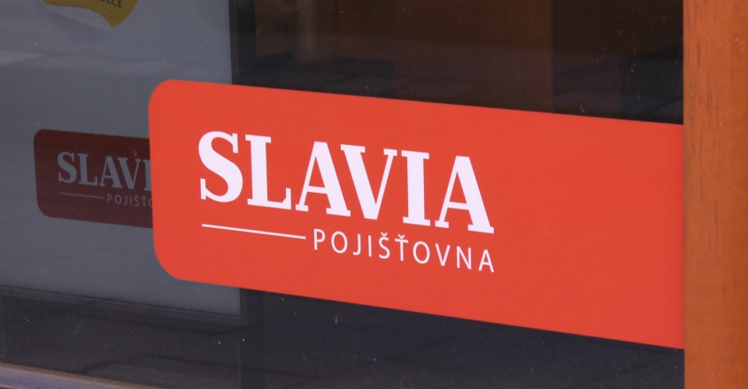 Nálepka s logem Slavia pojišťovny